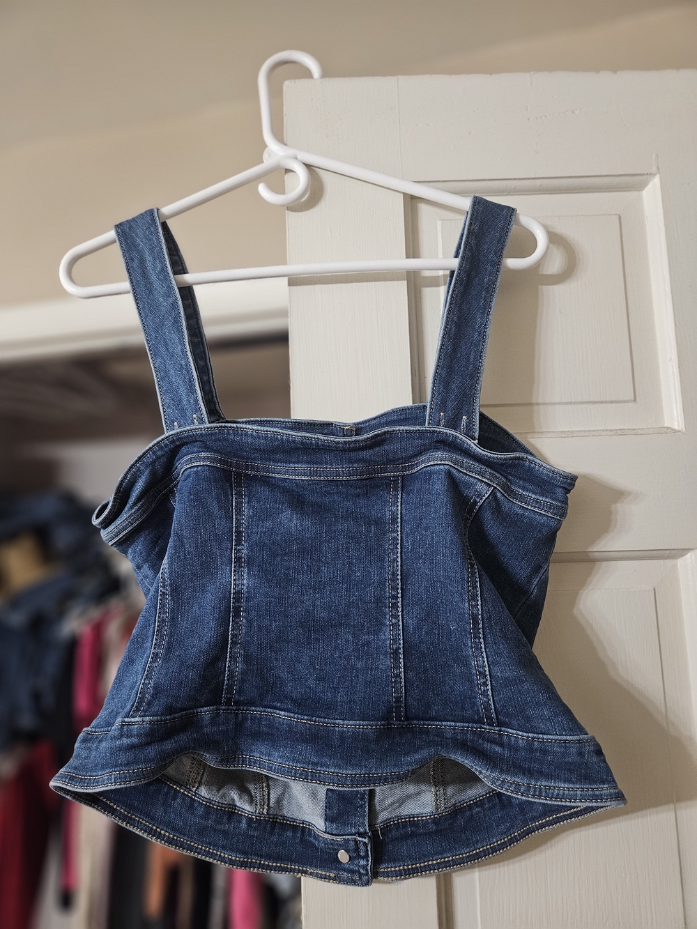 Blue Denim Button-Front Tank Top Size 8 - Picture 2 of 3
